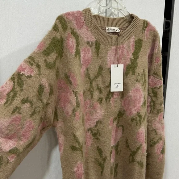 Floral Knit Fuzzy sweater - Picture 3 of 6